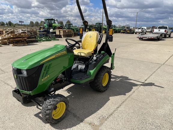Main image John Deere 1025R