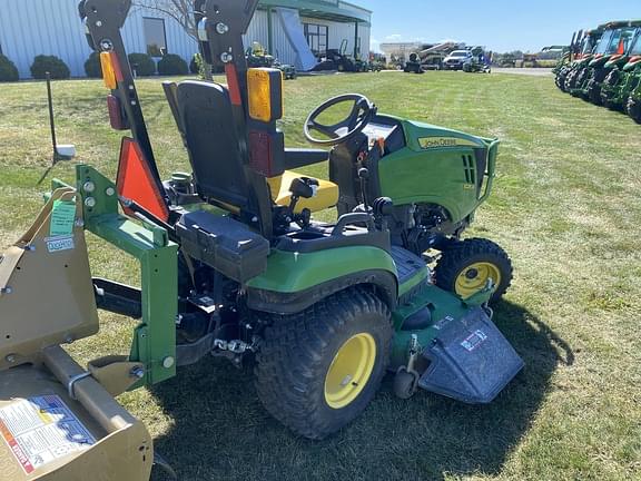 Image of John Deere 1025R equipment image 4