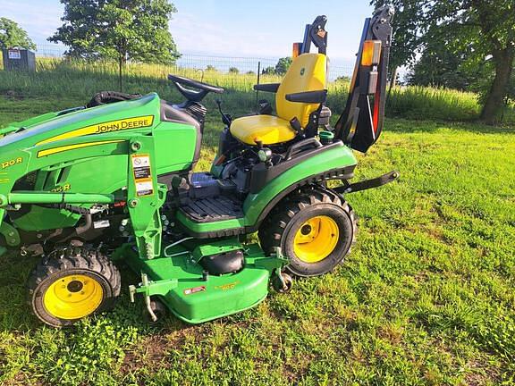 Image of John Deere 1025R equipment image 2