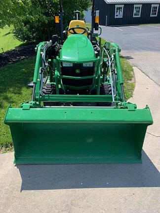 Image of John Deere 1025R equipment image 4