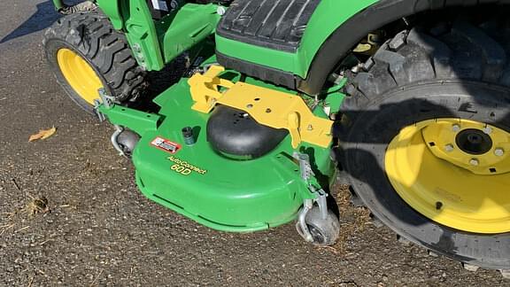 Image of John Deere 1025R equipment image 4