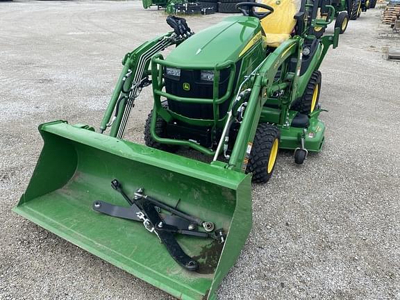 Image of John Deere 1025R equipment image 3