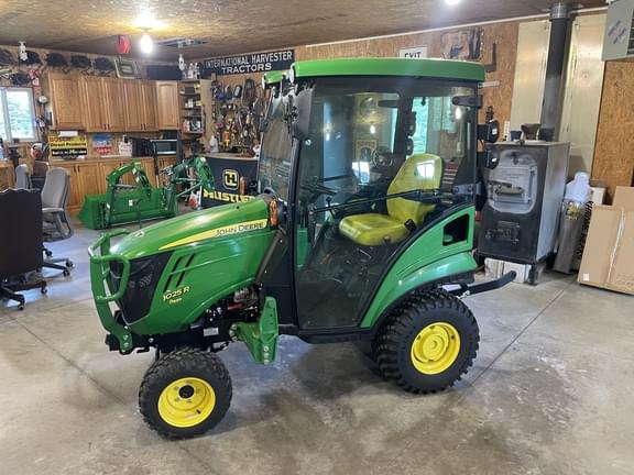 Image of John Deere 1025R equipment image 1