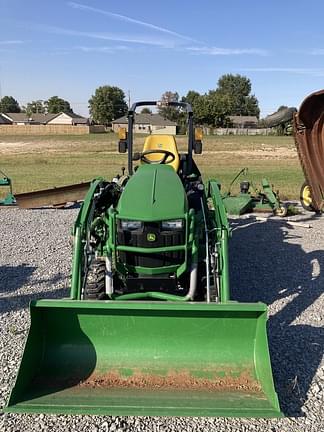 Image of John Deere 1025R equipment image 2