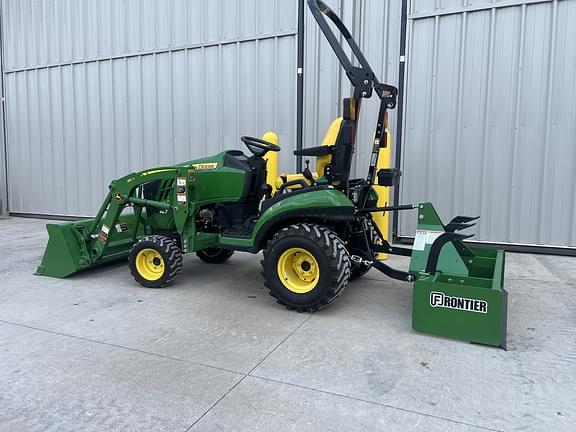 Image of John Deere 1025R equipment image 2