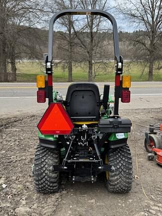 Image of John Deere 1025R equipment image 2