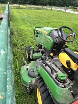 Image of John Deere 1025R equipment image 3