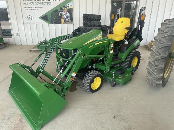 Image of John Deere 1025R equipment image 4