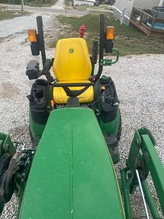 Image of John Deere 1025R equipment image 4