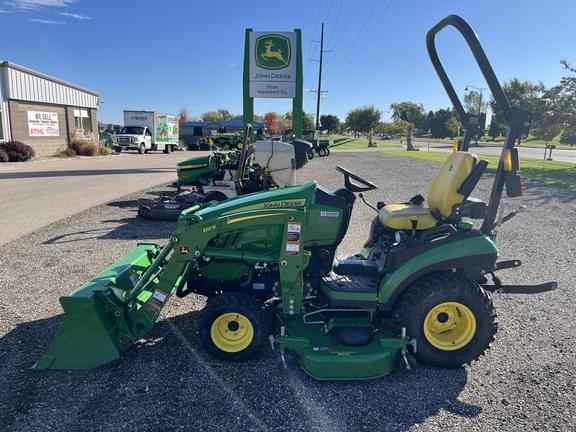Image of John Deere 1025R equipment image 3