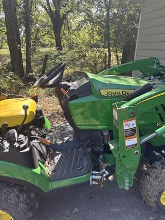 Image of John Deere 1025R equipment image 3