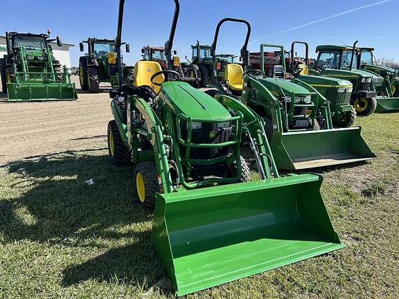 Image of John Deere 1025R equipment image 1