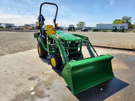 Main image John Deere 1025R
