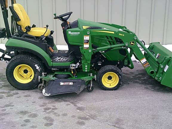 Image of John Deere 1025R equipment image 1