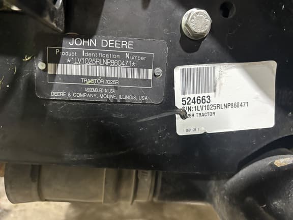 Image of John Deere 1025R equipment image 3