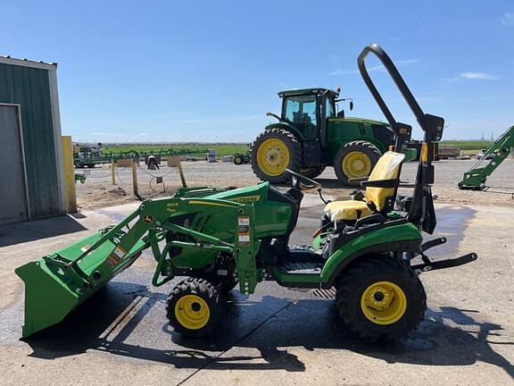 Image of John Deere 1025R equipment image 1