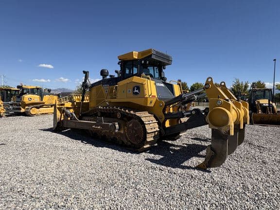 Image of John Deere 1050K equipment image 2