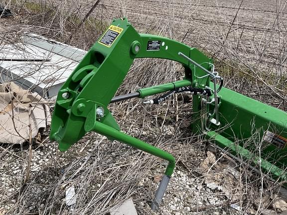 Image of John Deere 120R equipment image 4