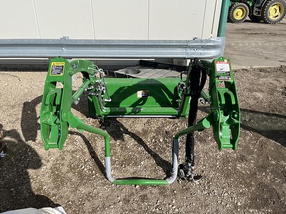 Image of John Deere 120R equipment image 3