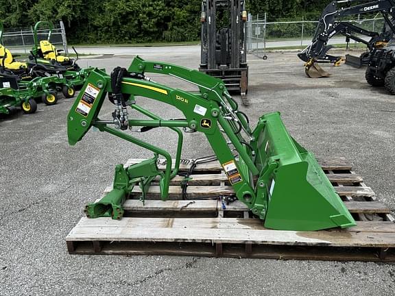 Image of John Deere 120R equipment image 2