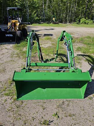 Image of John Deere 120R equipment image 1