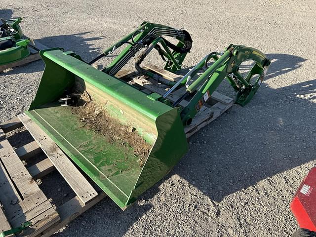 Image of John Deere 120R equipment image 3