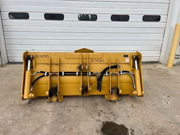 Image of John Deere Backhoe Bucket equipment image 2