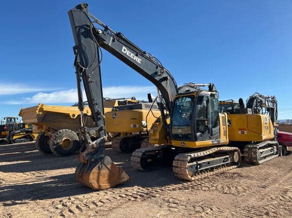 Image of John Deere 135G equipment image 1