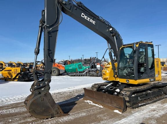 Image of John Deere 135G Primary image