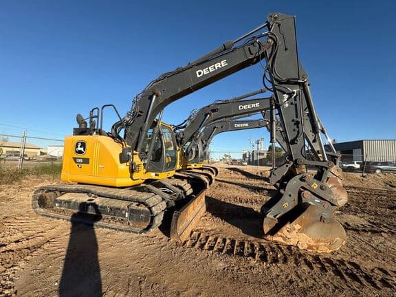 Image of John Deere 135P Primary image