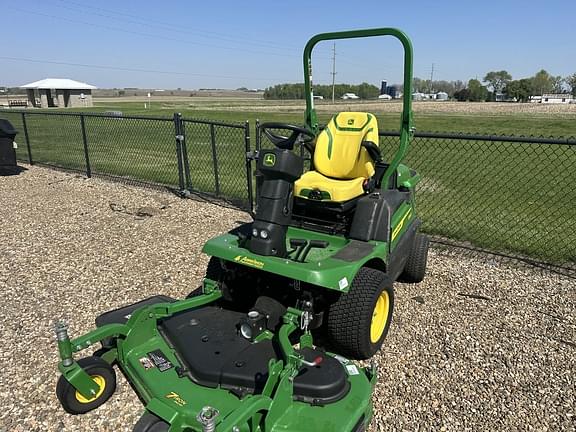 Image of John Deere 1550 equipment image 4