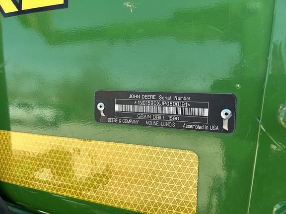 Image of John Deere 1590 equipment image 4