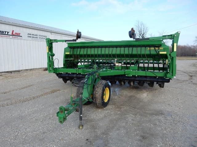 Image of John Deere 1590 equipment image 2