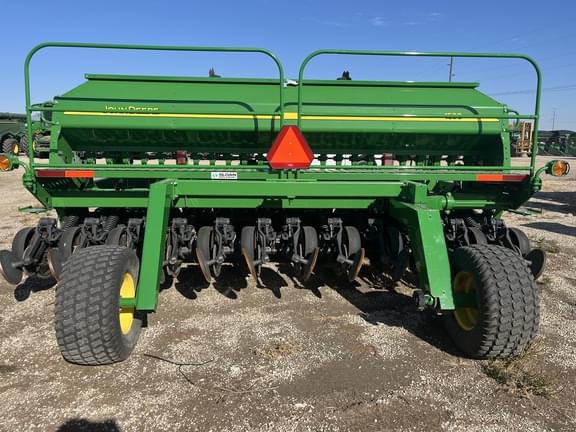 Image of John Deere 1590 equipment image 3