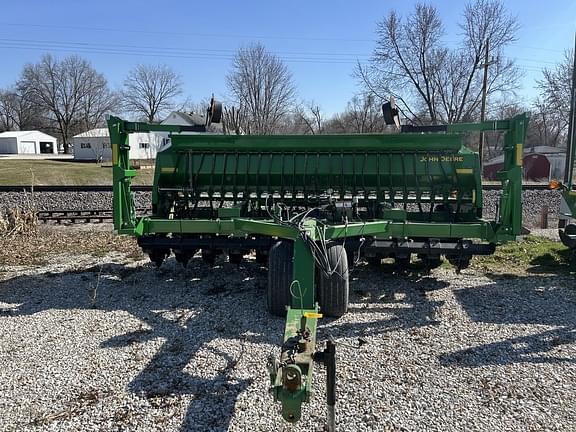 Image of John Deere 1590 Primary image