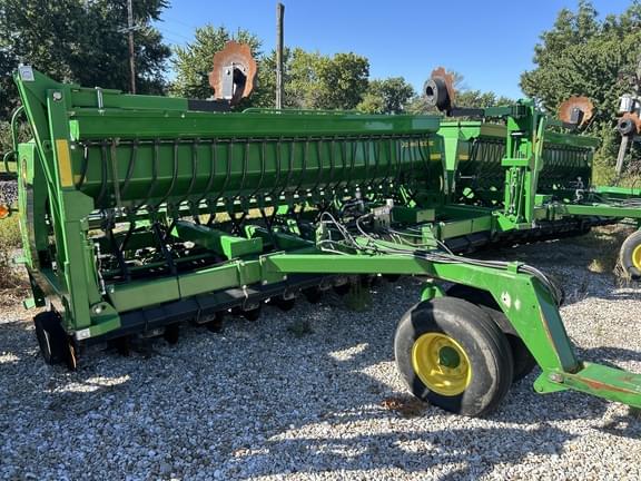 Image of John Deere 1590 Primary image