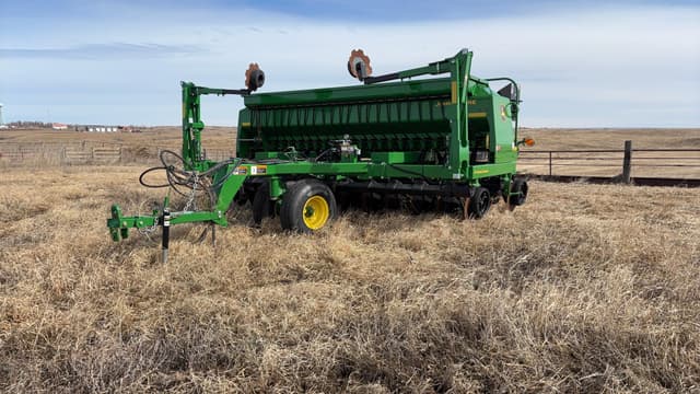 Image of John Deere 1590 equipment image 2