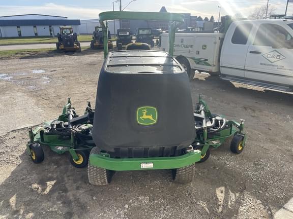 Image of John Deere 1600 Turbo III equipment image 4