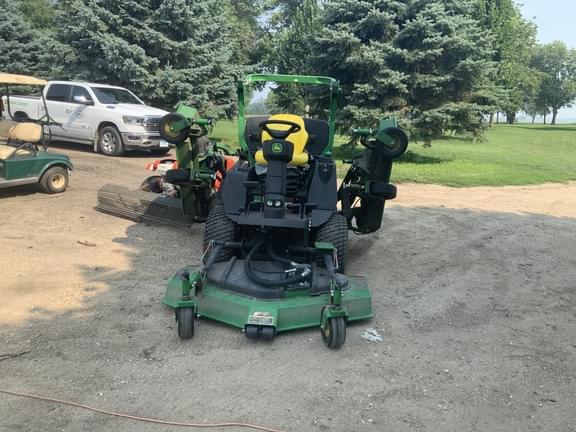 Image of John Deere 1600 Turbo III equipment image 4