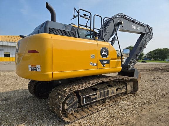 Image of John Deere 160P equipment image 2