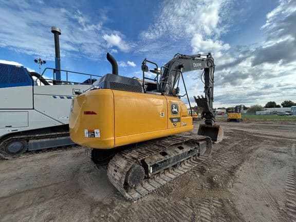 Image of John Deere 160P equipment image 1