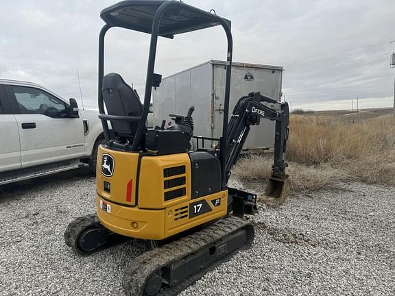 Image of John Deere 17P equipment image 3