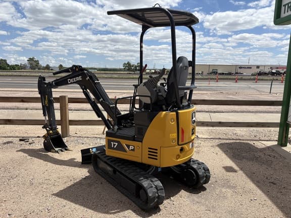Image of John Deere 17P equipment image 4