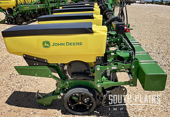 2023 John Deere 1725 Equipment Image0
