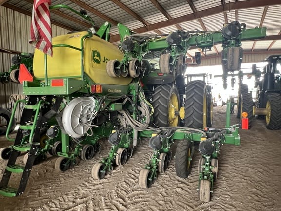 Main image John Deere 1725C