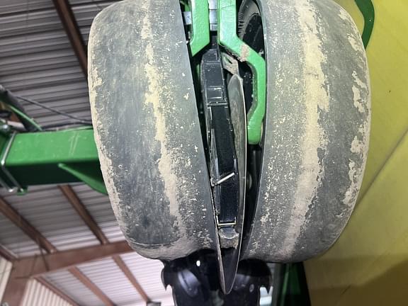 Thumbnail image John Deere 1725C 23