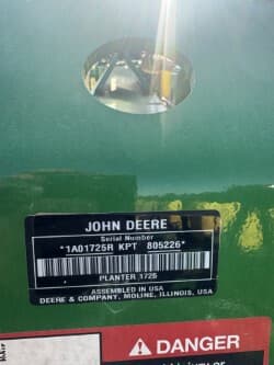 Image of John Deere 1725 equipment image 1