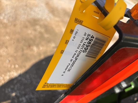 Image of John Deere 1725 equipment image 3