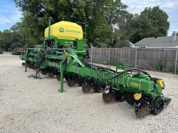Main image John Deere 1725