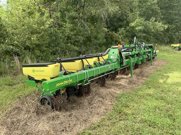 Main image John Deere 1725